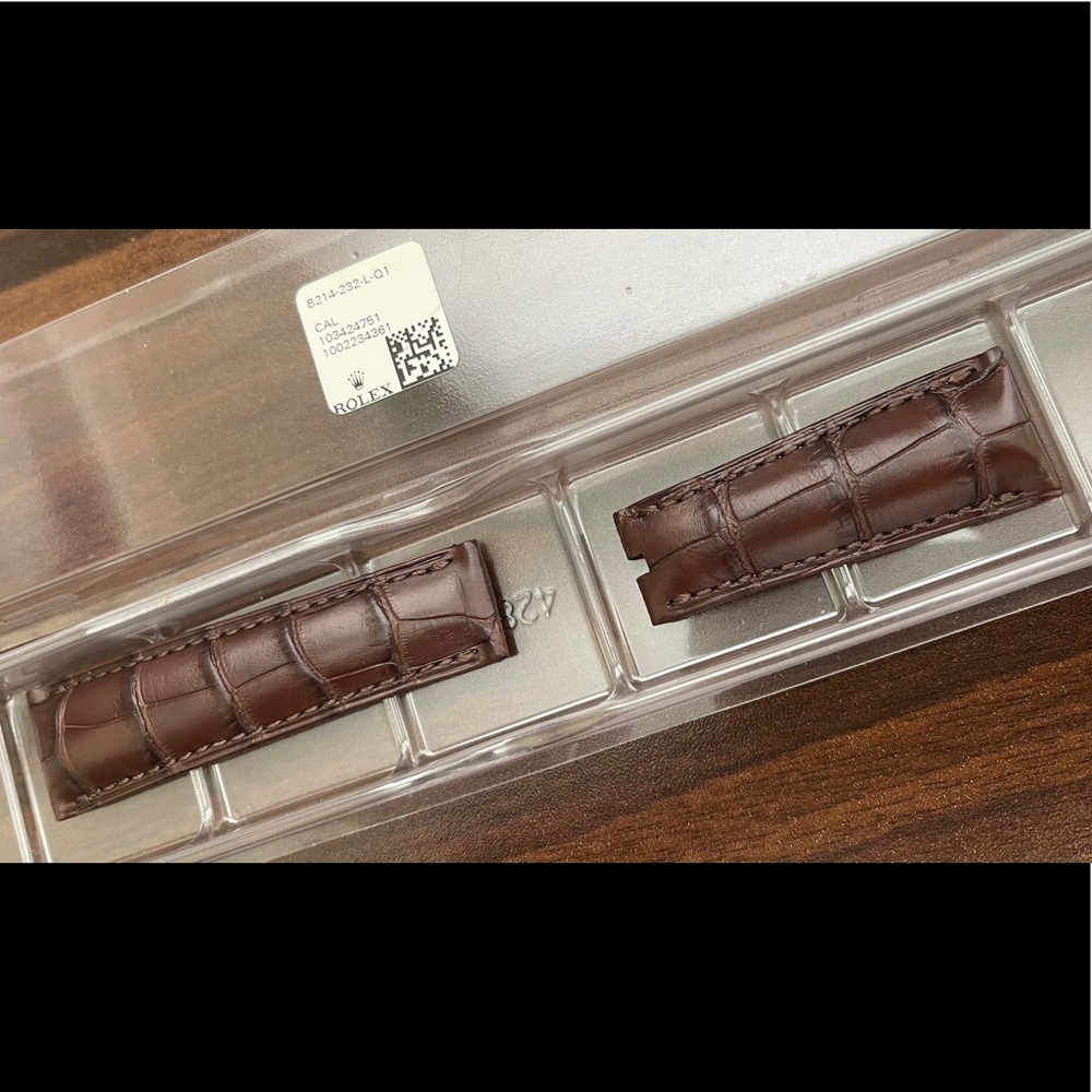 New OEM Aligator Brown Strap